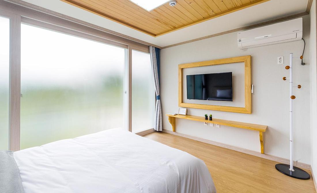 Donnaeko Pension Seogwipo Zimmer foto